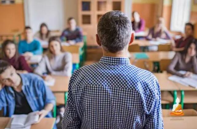 Nằm mơ thấy đi học thì đánh con gì? Nằm mơ thấy đi học thì đánh con gì?