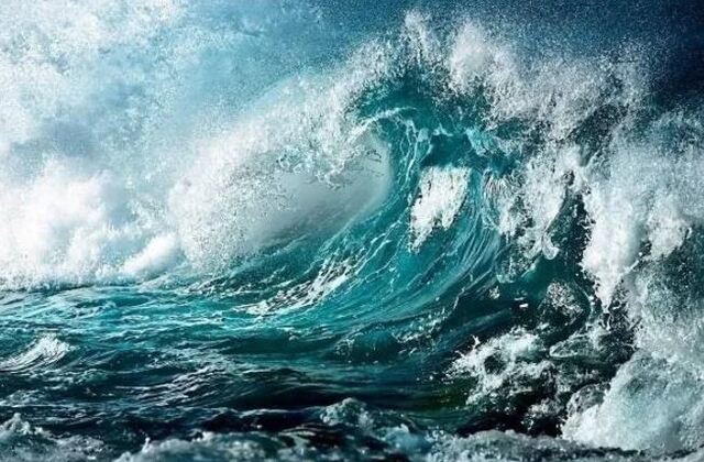 Chiêm bao thấy sóng thần đẹp mắt, nước trong xanh Chiêm bao thấy sóng thần đẹp mắt, nước trong xanh